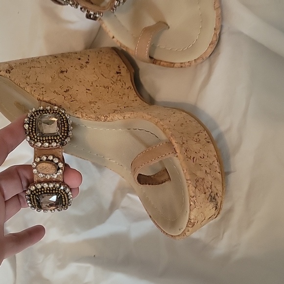 Women's shoes - Picture 2 of 4